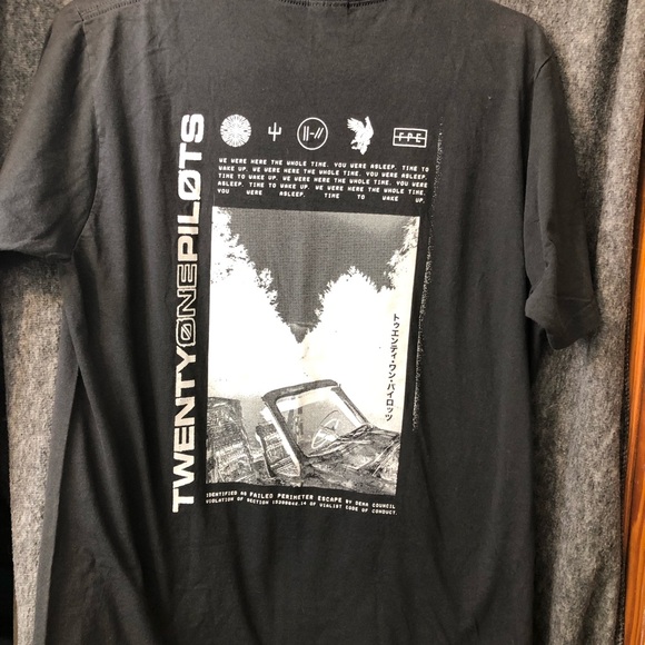 Bay Island Other - Bay Island Black T-Shirt